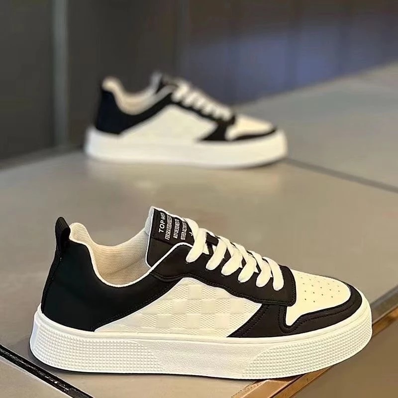 Giày sneaker classic